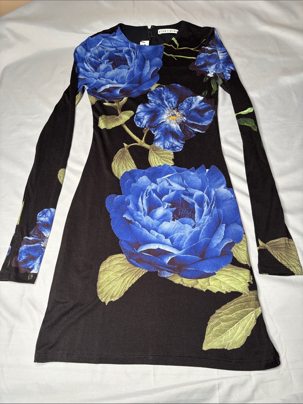 New Alice + Olivia Black Dress with Bold Blue Floral Print Size 0 NWT Midi